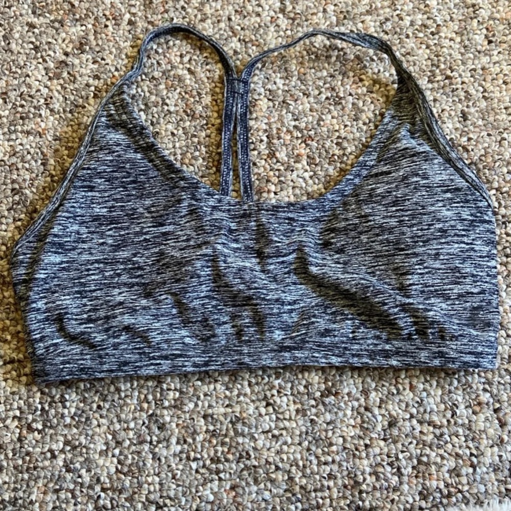 Hollister sports bra